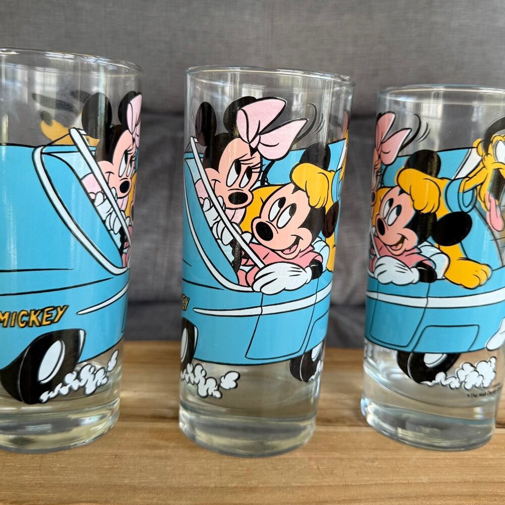 Vintage MIckey, Minnie and Pluto Glasses (3)